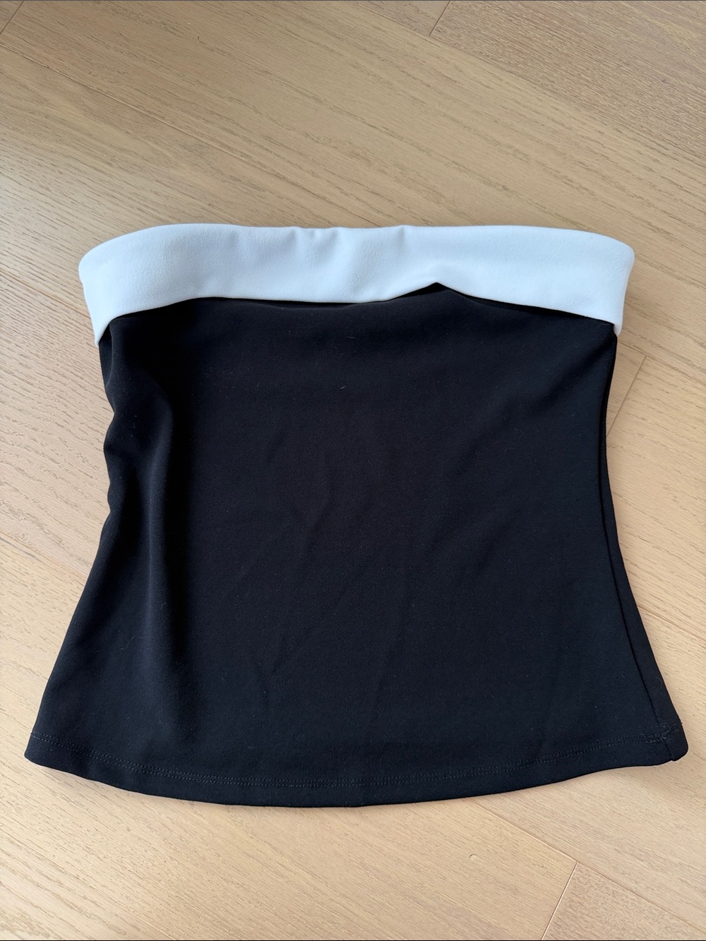 Dynamite contrast tube top